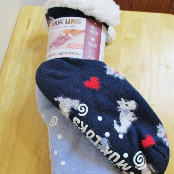 NWT! Muk Luks Womens 2 pk. Cabin Socks, Fleece Lined, Non-Skid, Navy, L/XL-8-10 - Picture 2 of 10